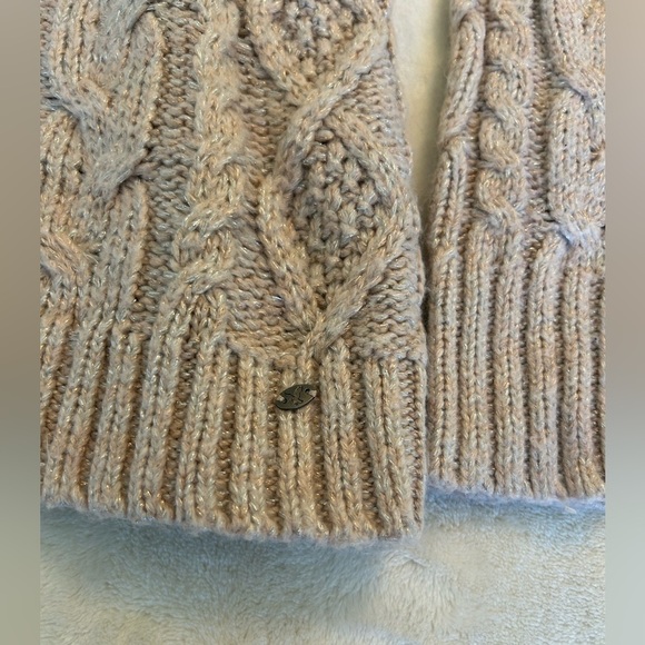 Cable Knit Beige and Light Pink Sweater - Picture 2 of 5